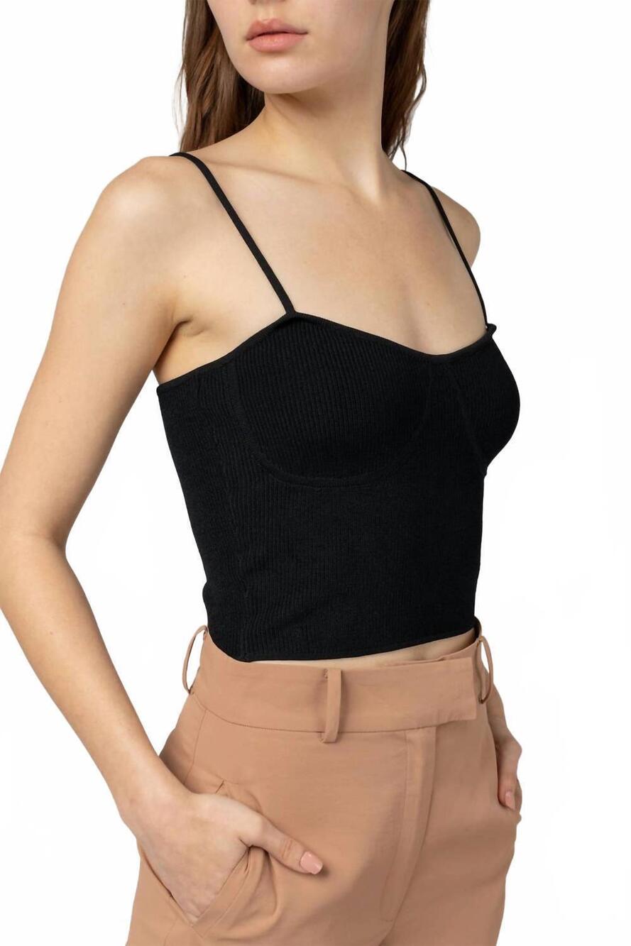 NEW MOD REF women's the francine top in black